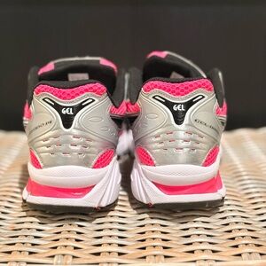 Men’s Running Shoes - Pink and Silver